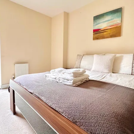 Canada Water Se16 7Aq 2Bed 2Bathroom Ap London Exterior photo